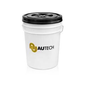 Ведро для мойки автомобиля с крышкой и пескоотделителем белое, AuTech